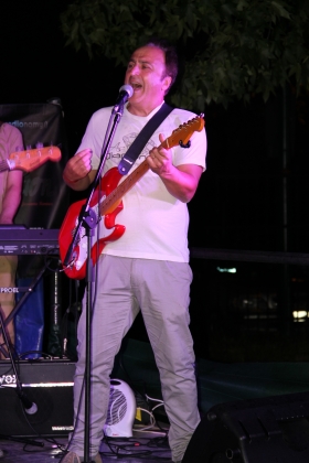 per organizzare con noi delle serate usa il foglio contatti - THE B.AND